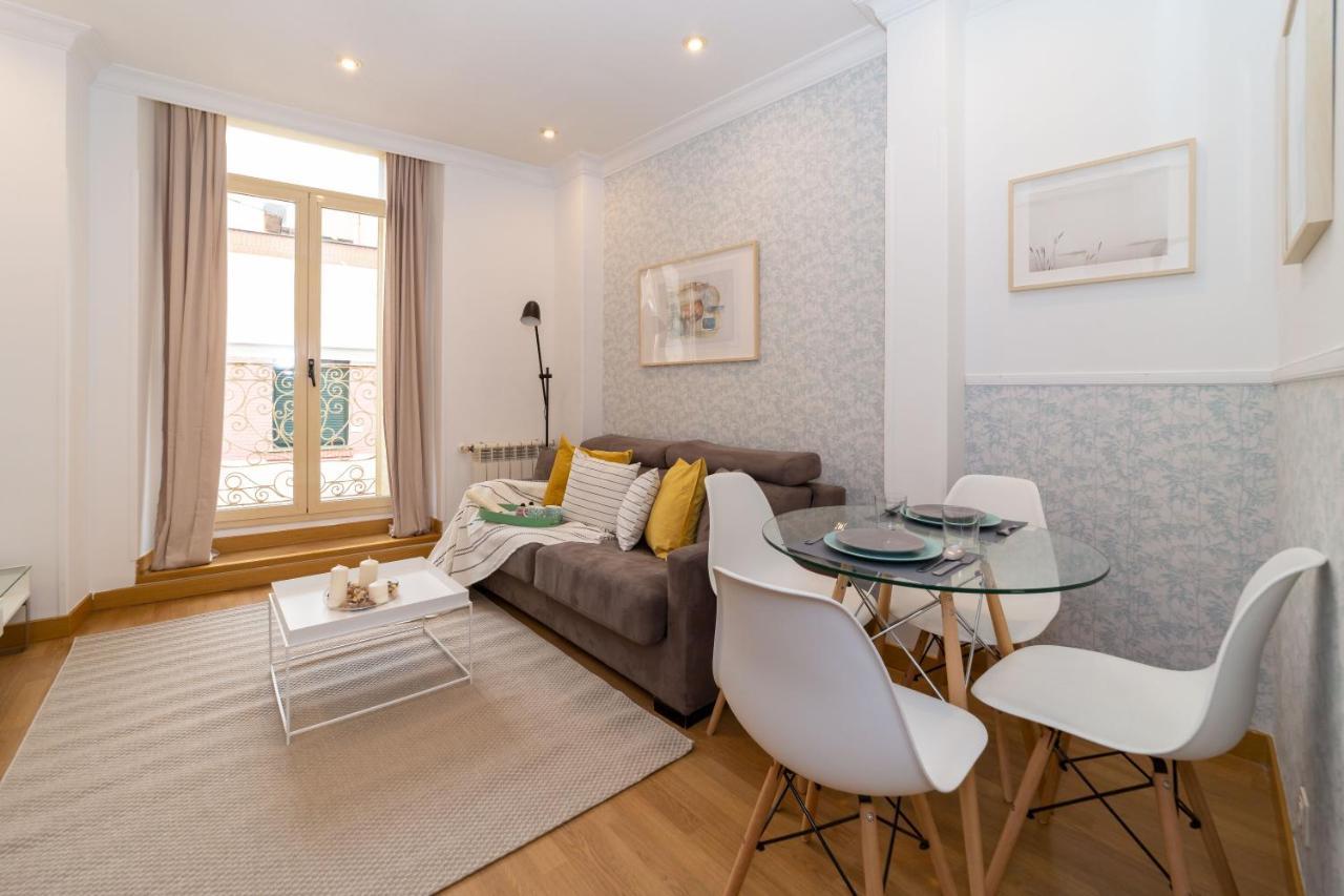 Apartamentos Gran Via Madrid Eksteriør billede